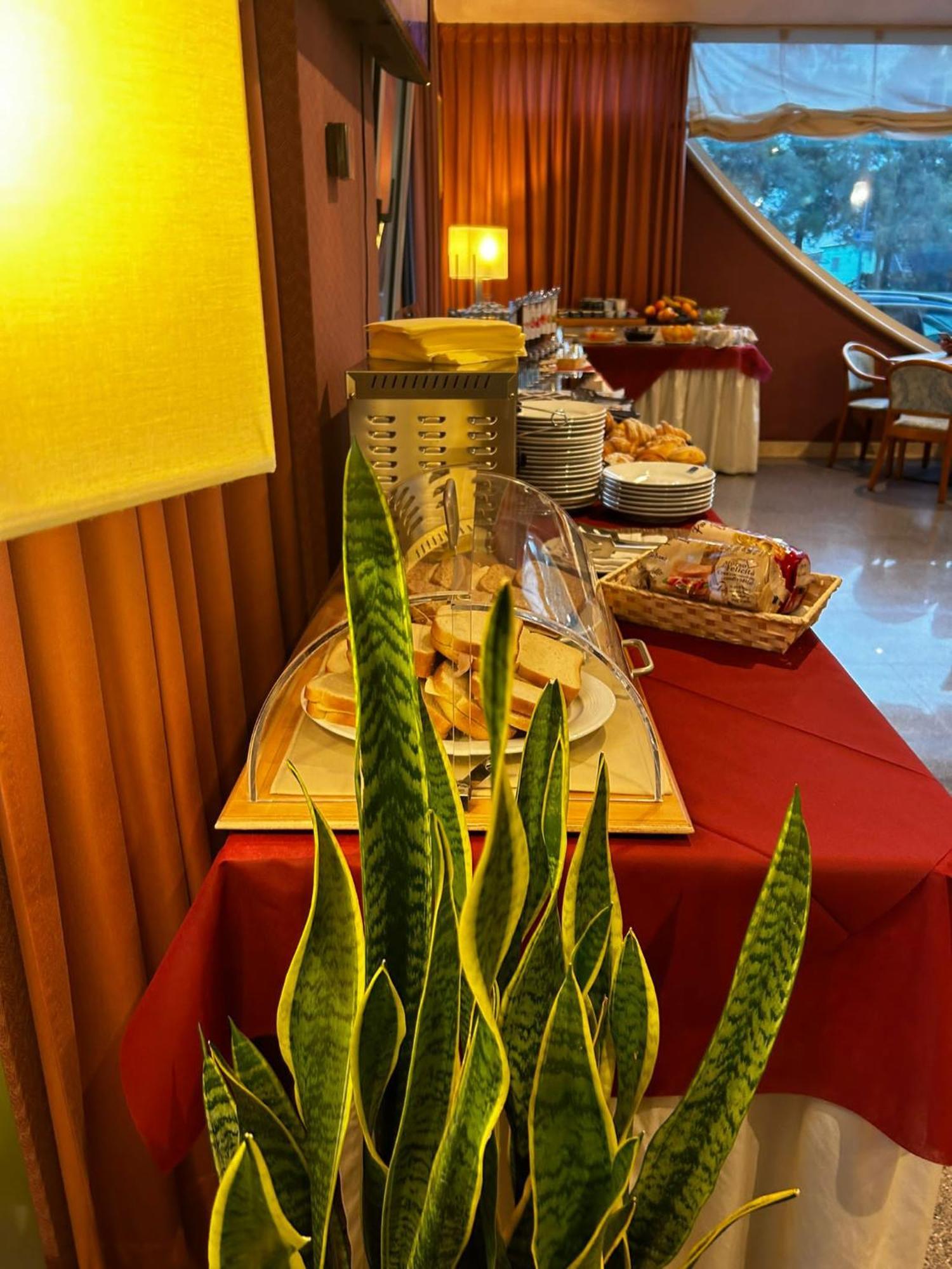 Hotel Maja Pescara Dış mekan fotoğraf
